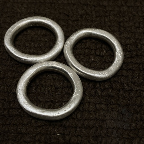 Chunky handmade set of 3 sterling silver rings - Picture 6 of 17